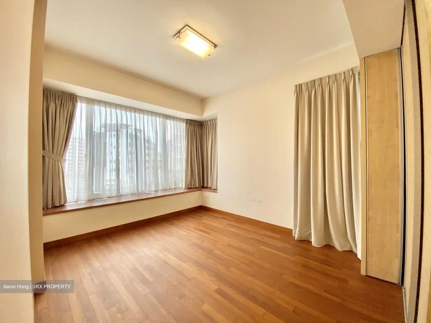 Vista Residences (D12), Condominium #618922091